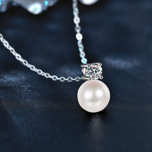 Dây Chuyền Kim Cương Moissanite Mặt Nơ Đính Ngọc Trai Bạc S925 HTT334T Trắng