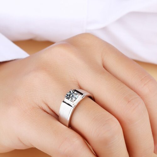 Nhẫn Kim Cương Nam Moissanite 1 Carat Bạc S925 HTT282