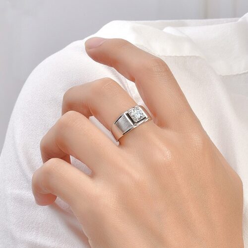 Nhẫn Kim Cương Nam Moissanite 1 Carat Bạc S925 HTT286