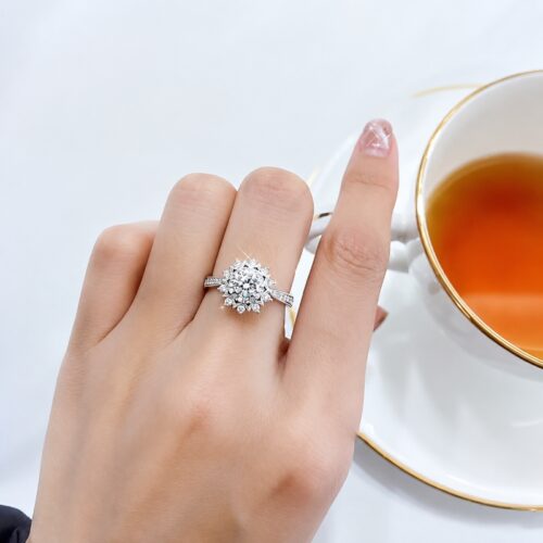 Nhẫn Kim Cương Moissanite Hoa Hướng Dương Bạc S925 Cao Cấp HTT288